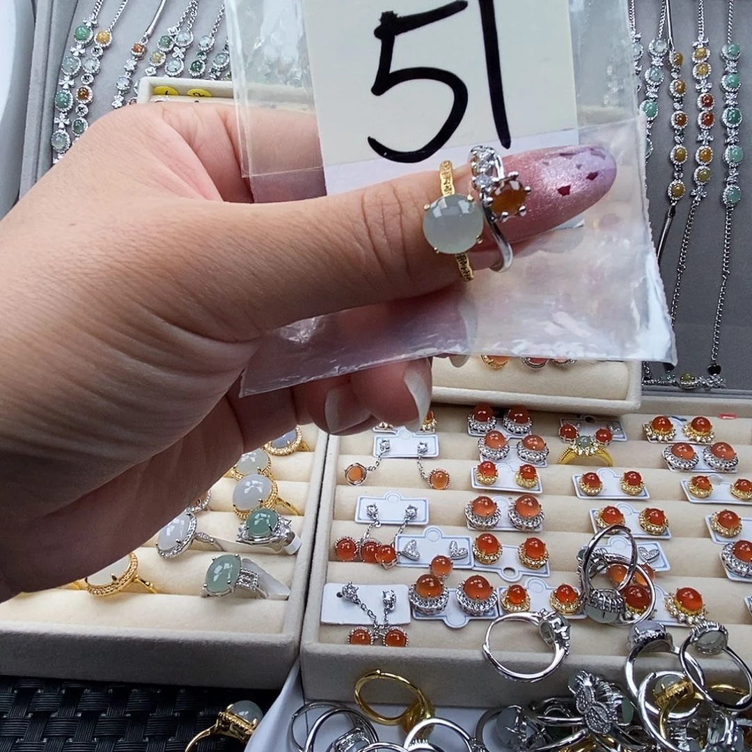 翡翠未镶嵌戒指缅甸