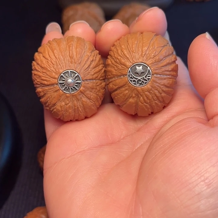 把件文玩核桃猴头元宝38