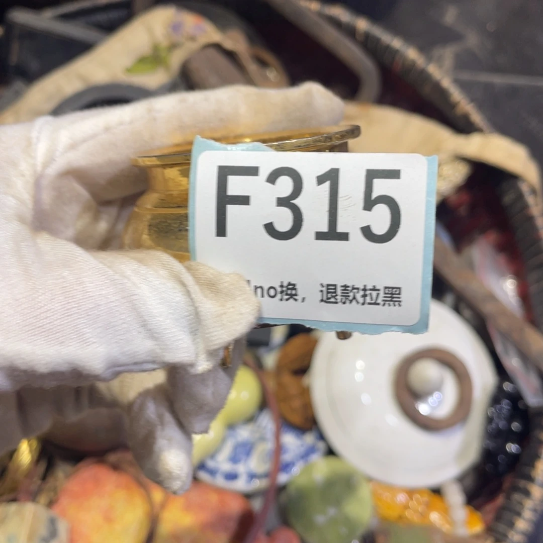**** 瓷片火爆热卖火爆热卖