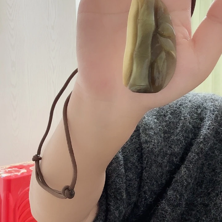 蛇纹石玉合金颈饰