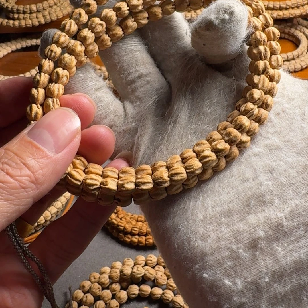 柏香籽/百香籽手串6.5毫米暴棱龙脊