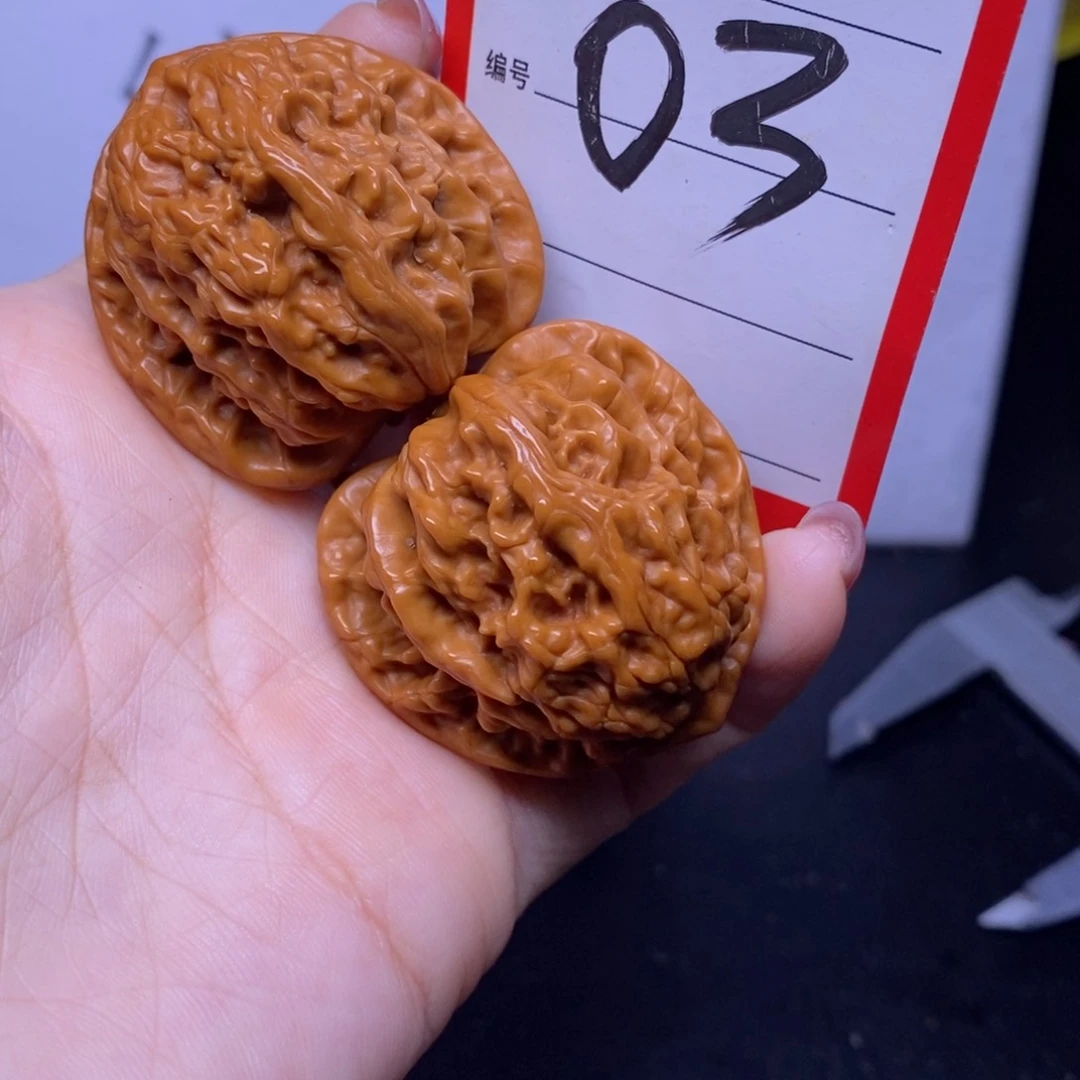 文玩核桃把件03/39盘龙虎头