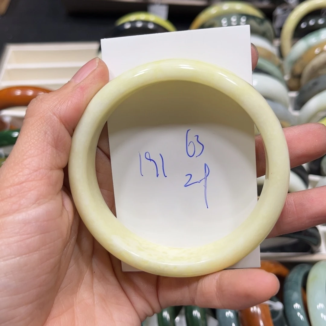 蛇纹石玉手镯未镶嵌迷*