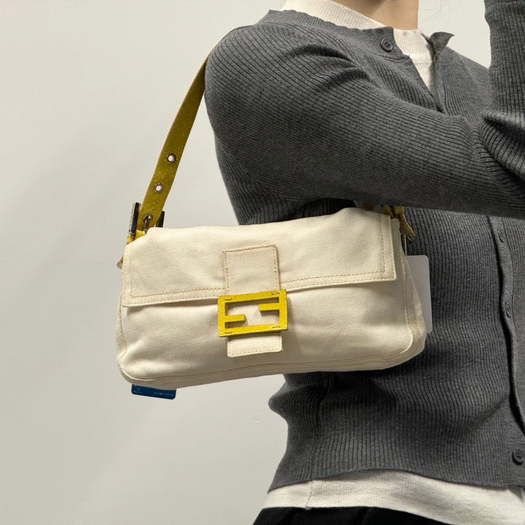 95新 FENDI/芬迪 fendi白黄胖丁法棍腋下包手提包