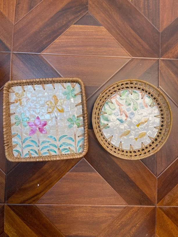 越南真藤手工编织21*3+21*21*3方圆组合彩色贝壳托盘桌面水果盘