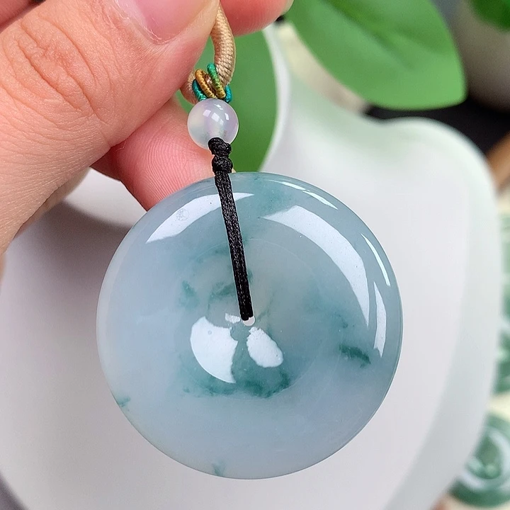 颈饰未镶嵌翡翠平安扣 36x6.1mm