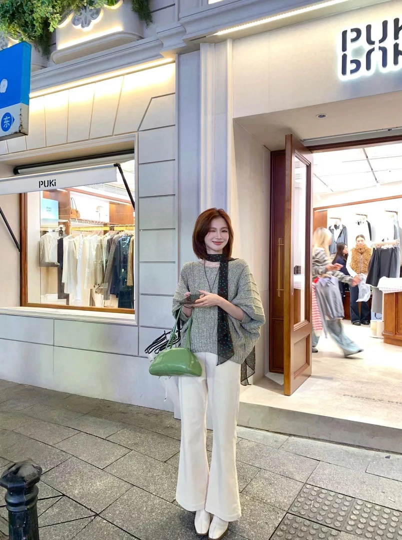 【芝士Cheese】氛围美神 时尚百搭宽松圆领秋冬蝙蝠袖套头毛衣