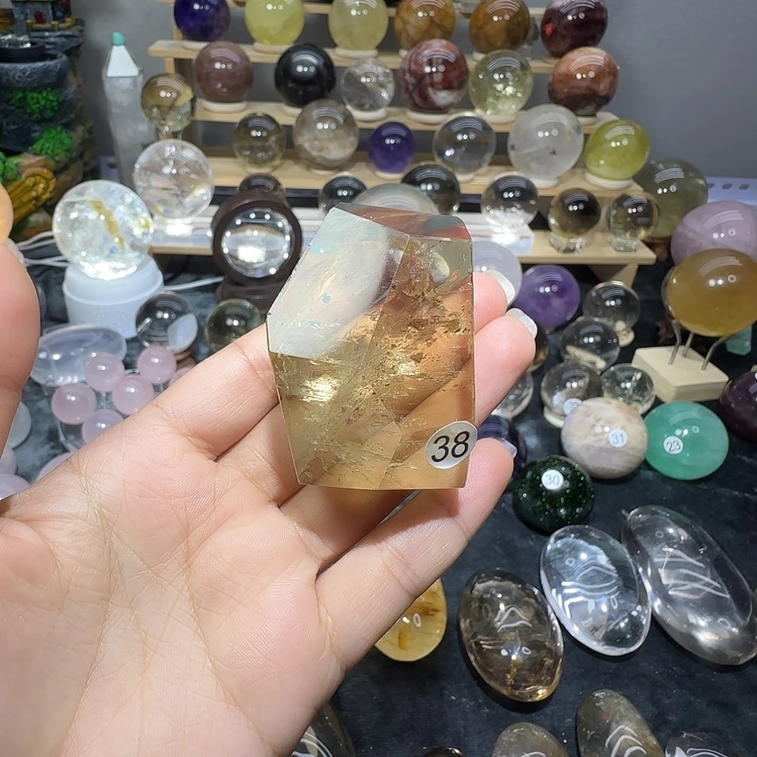 水晶未镶嵌珠宝半成品38