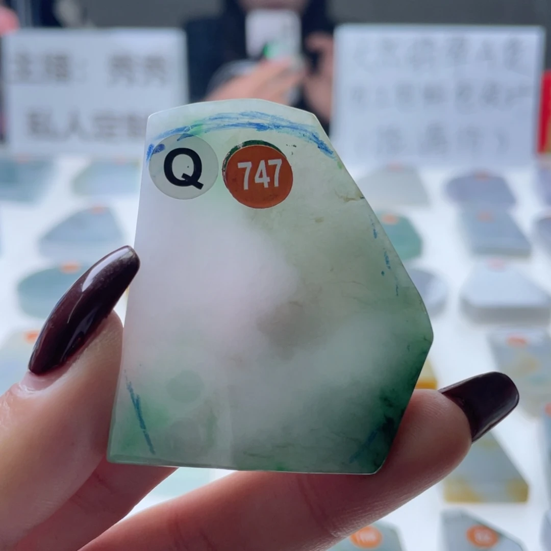 定制翡翠未镶嵌天然翡翠