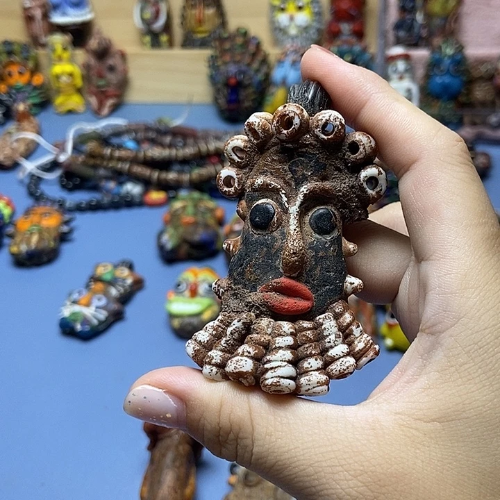 琉璃颈饰法官女士老娃091