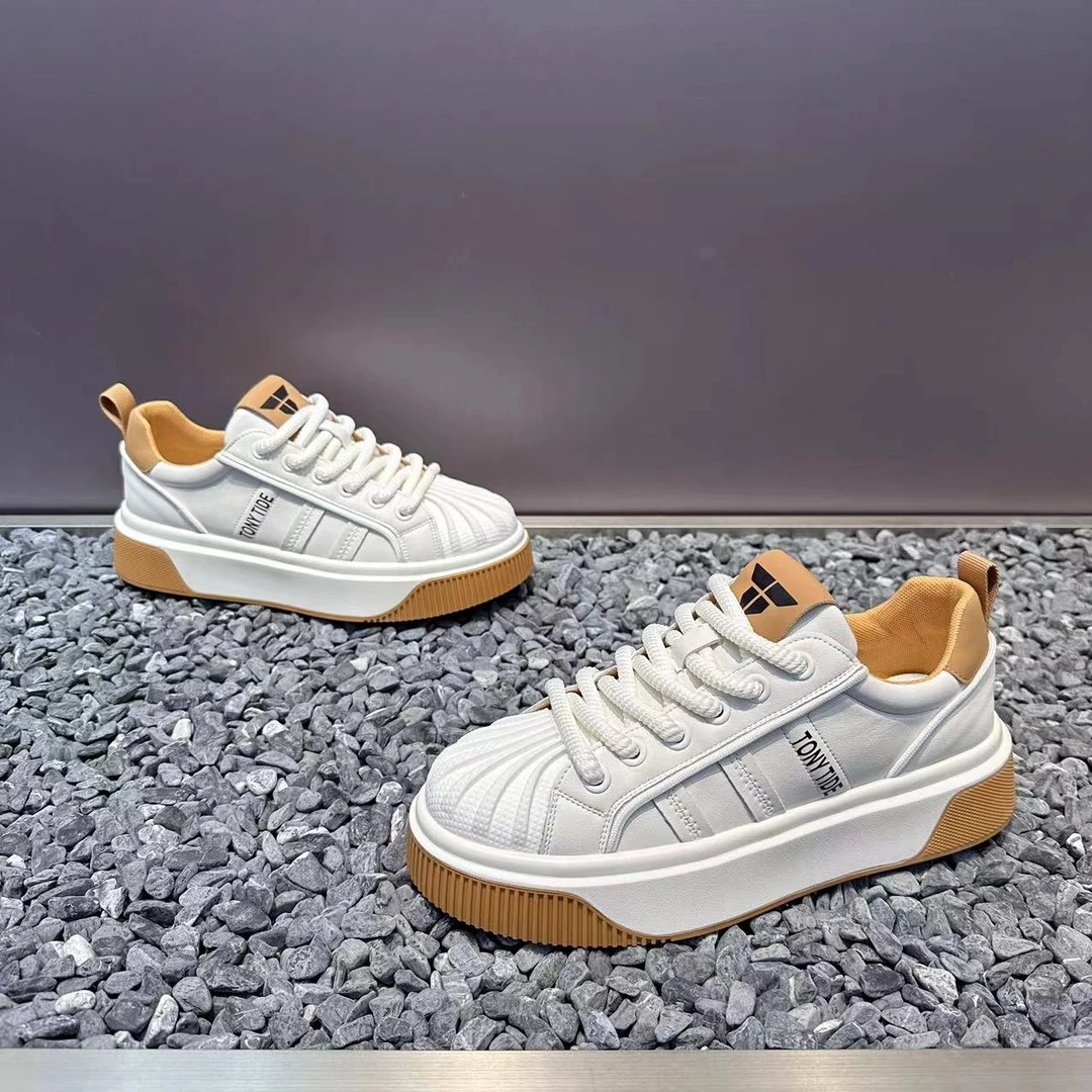 新款男士秋冬低帮韩版板鞋舒适软底时尚百搭潮流男款运动休闲鞋