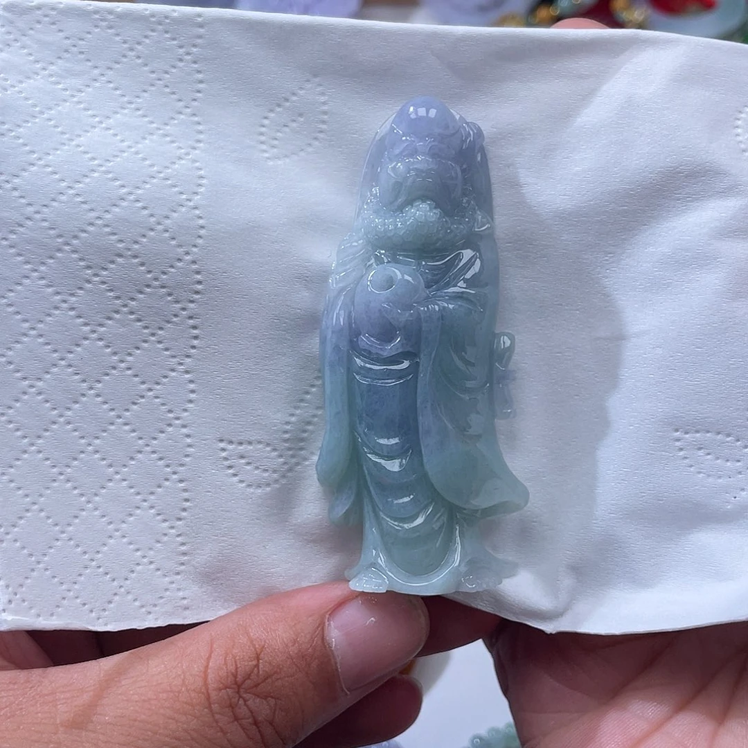 翡翠未镶嵌颈饰泰***河