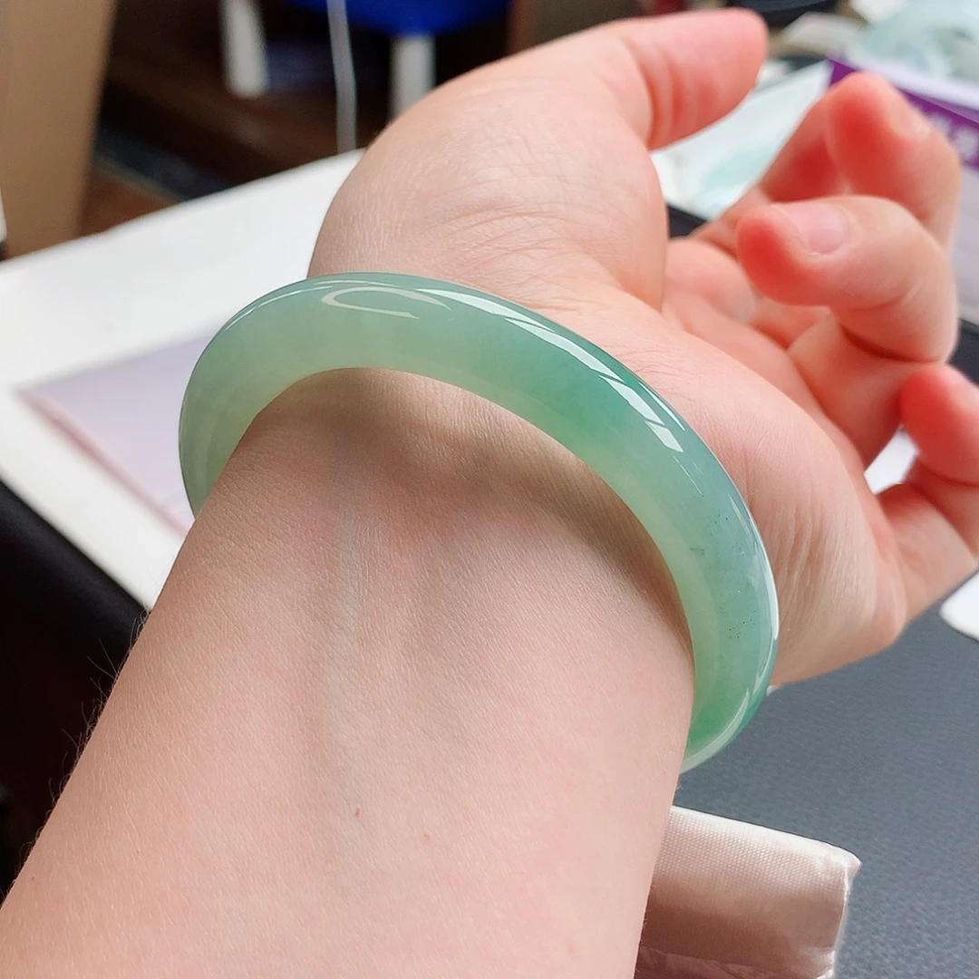 翡翠手镯未镶嵌4号-56圈口