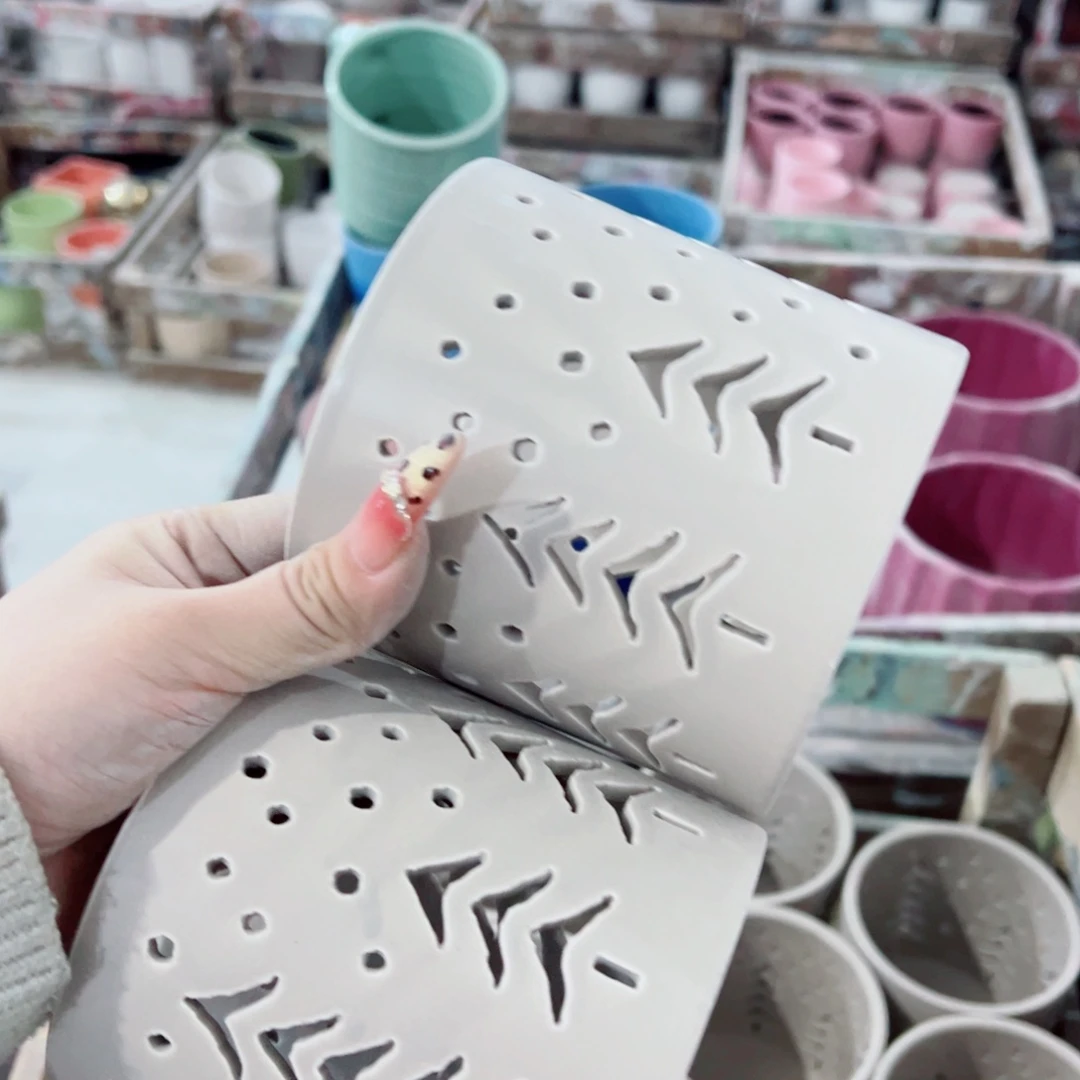 有孔，陶瓷花盆满10米包邮发货