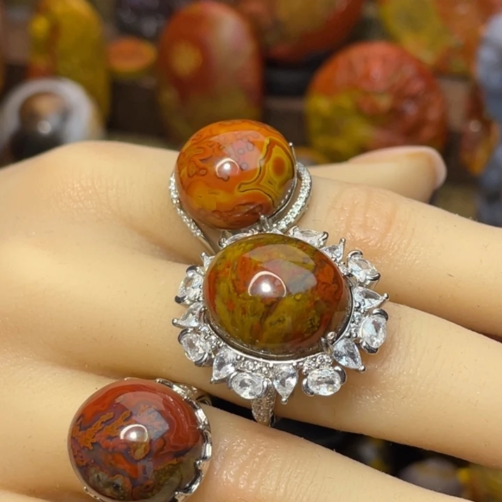 玛瑙/玉髓未镶嵌珠宝奇石银托尔镶钻戒指一枚架488起