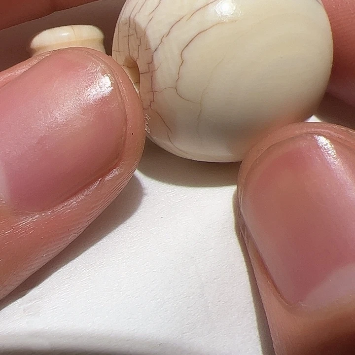 玻璃颈饰你在一起