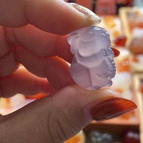 未镶嵌颈饰玛瑙/玉髓韵*