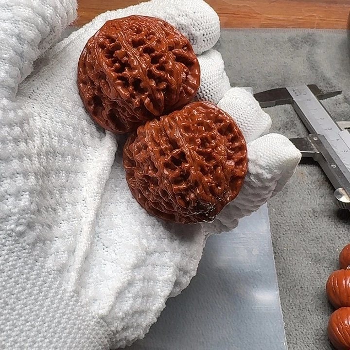 文玩核桃把件030满天星