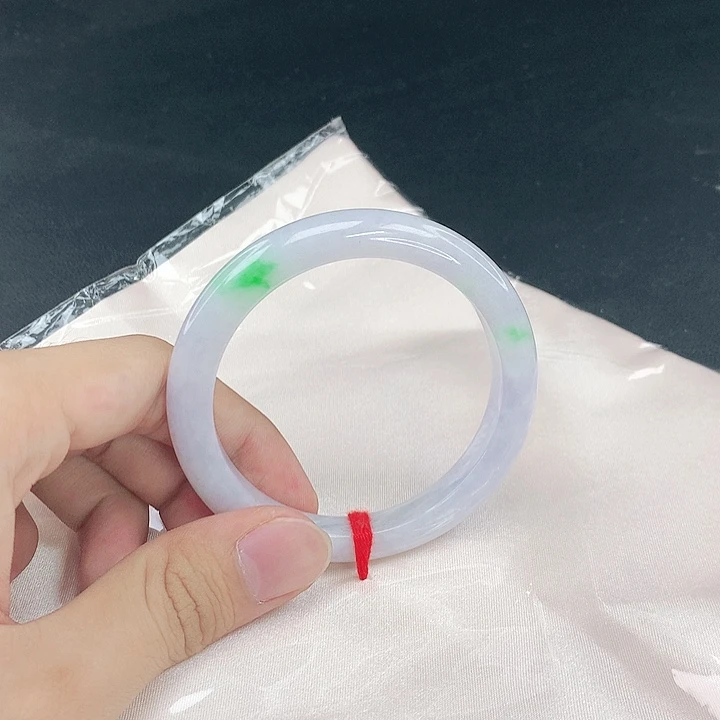翡翠未镶嵌手镯圈56。04073
