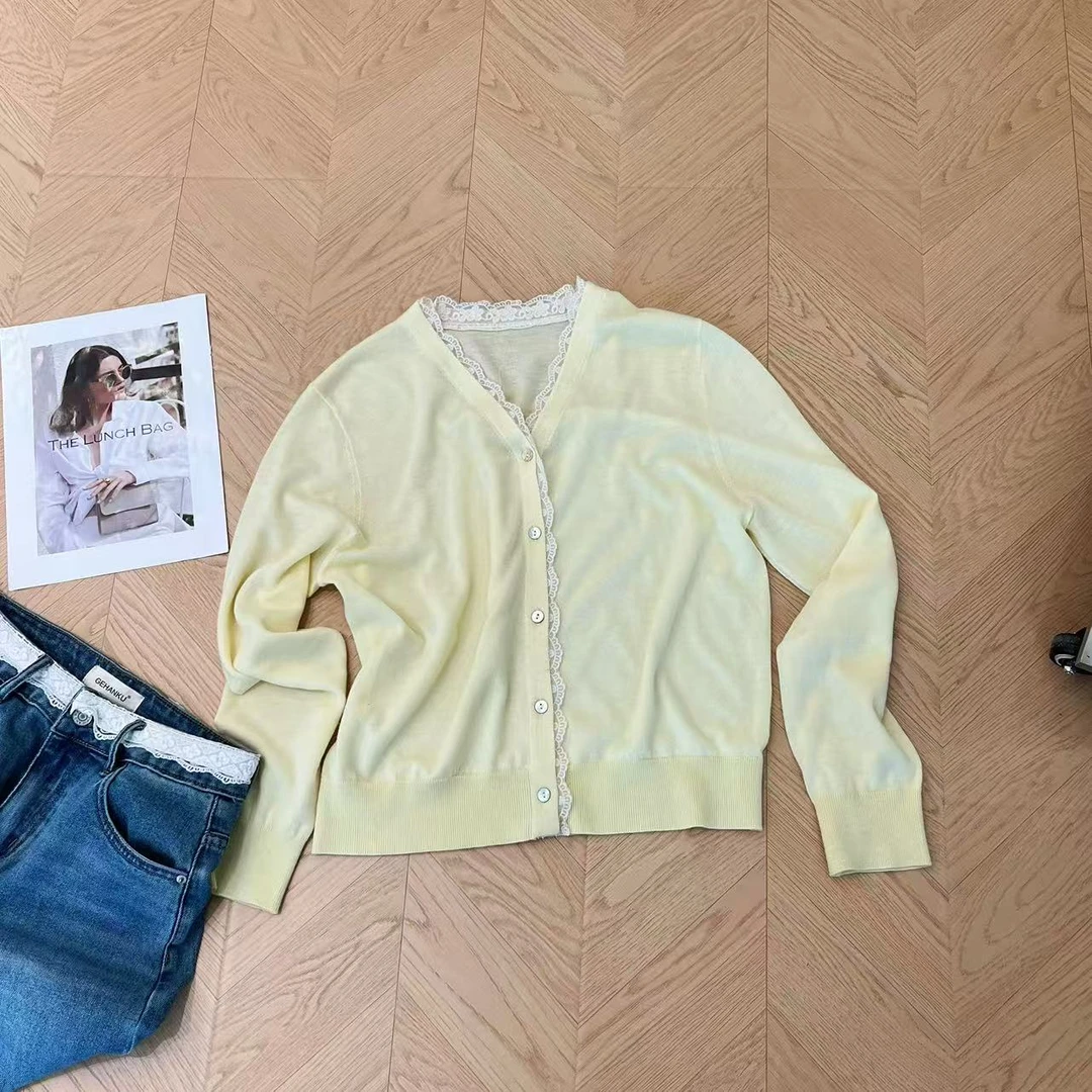 【豆子推荐】189031 春季拼接蕾丝单排扣小衫长袖纯色时尚上衣