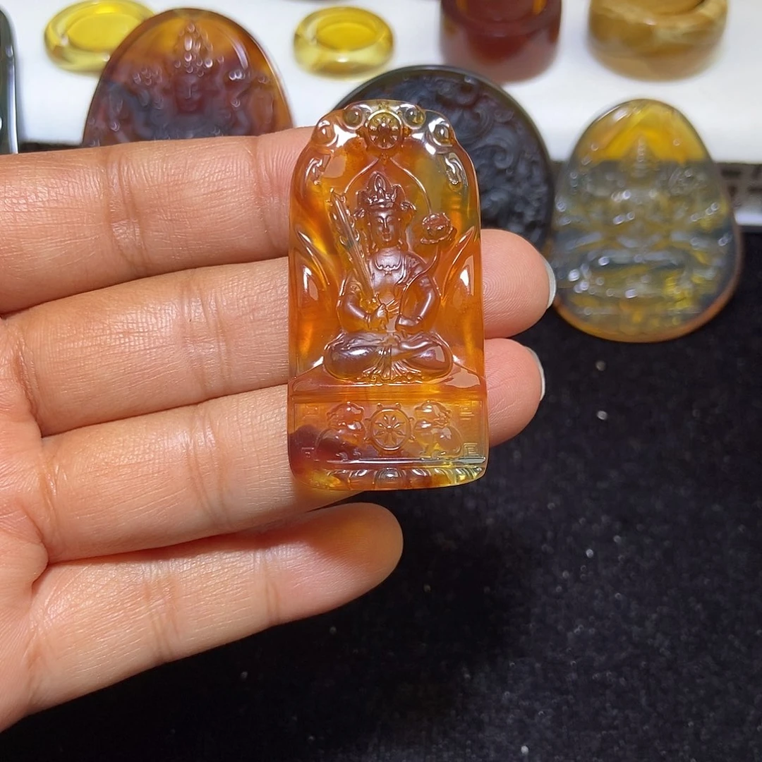 琥珀未镶嵌颈饰缅甸天然琥珀吊坠
