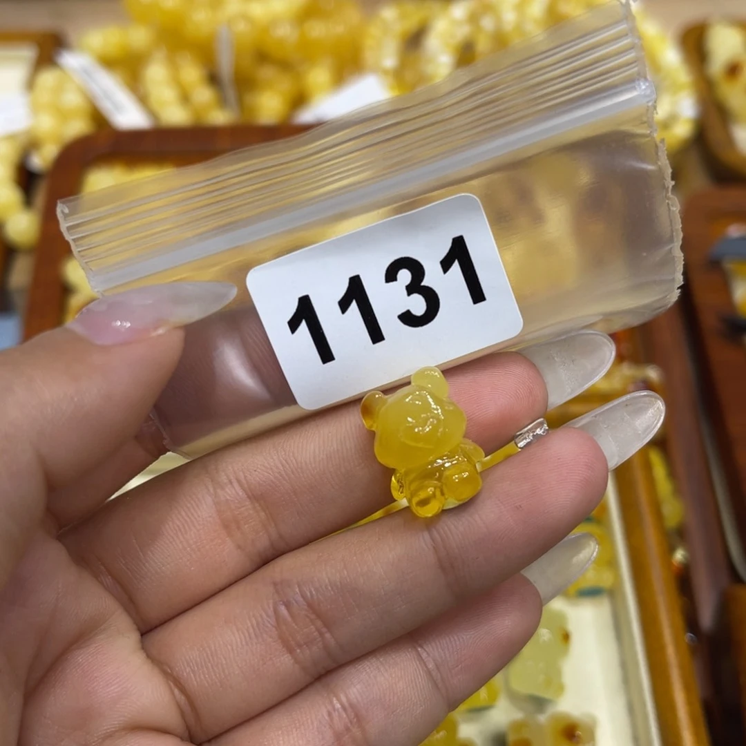 琥珀珠宝奇石未镶嵌