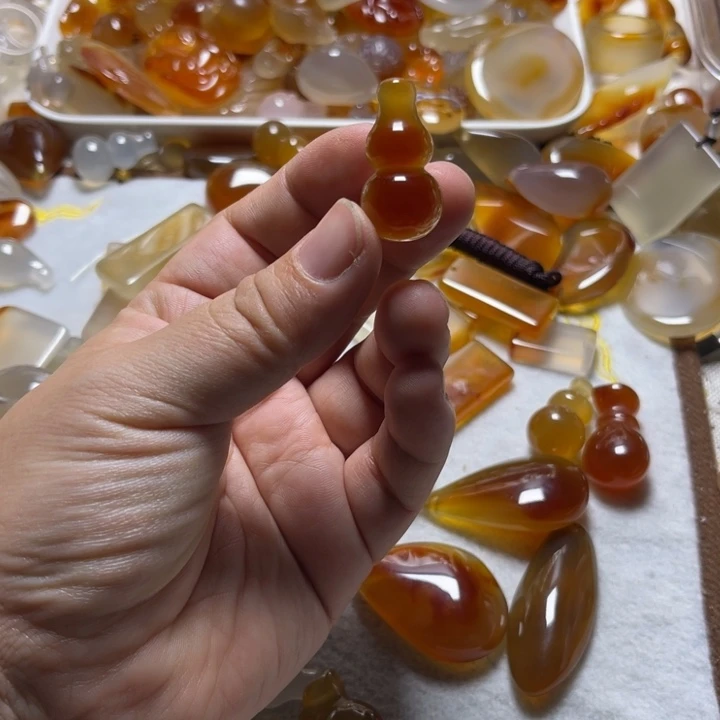 森***屿玛瑙/玉髓未镶嵌颈饰0025