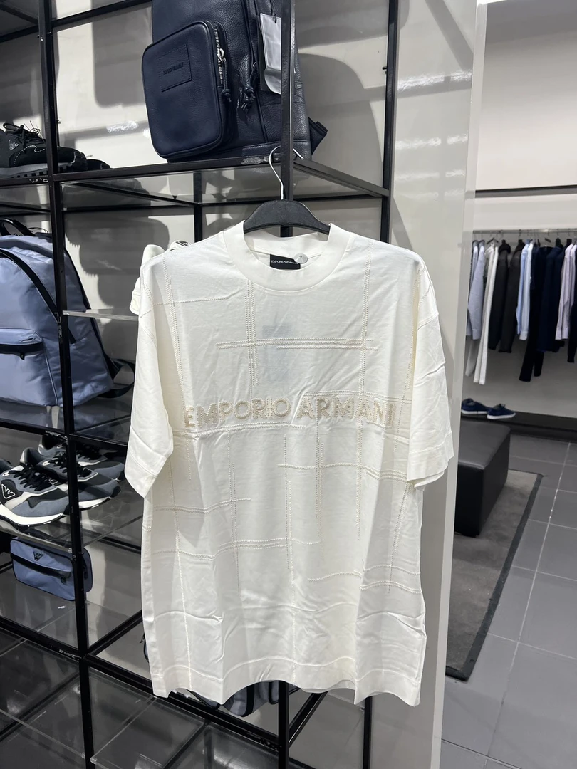 全新未使用 EMPORIO ARMANI/乔治·阿玛尼 白色刺绣短袖 不退换