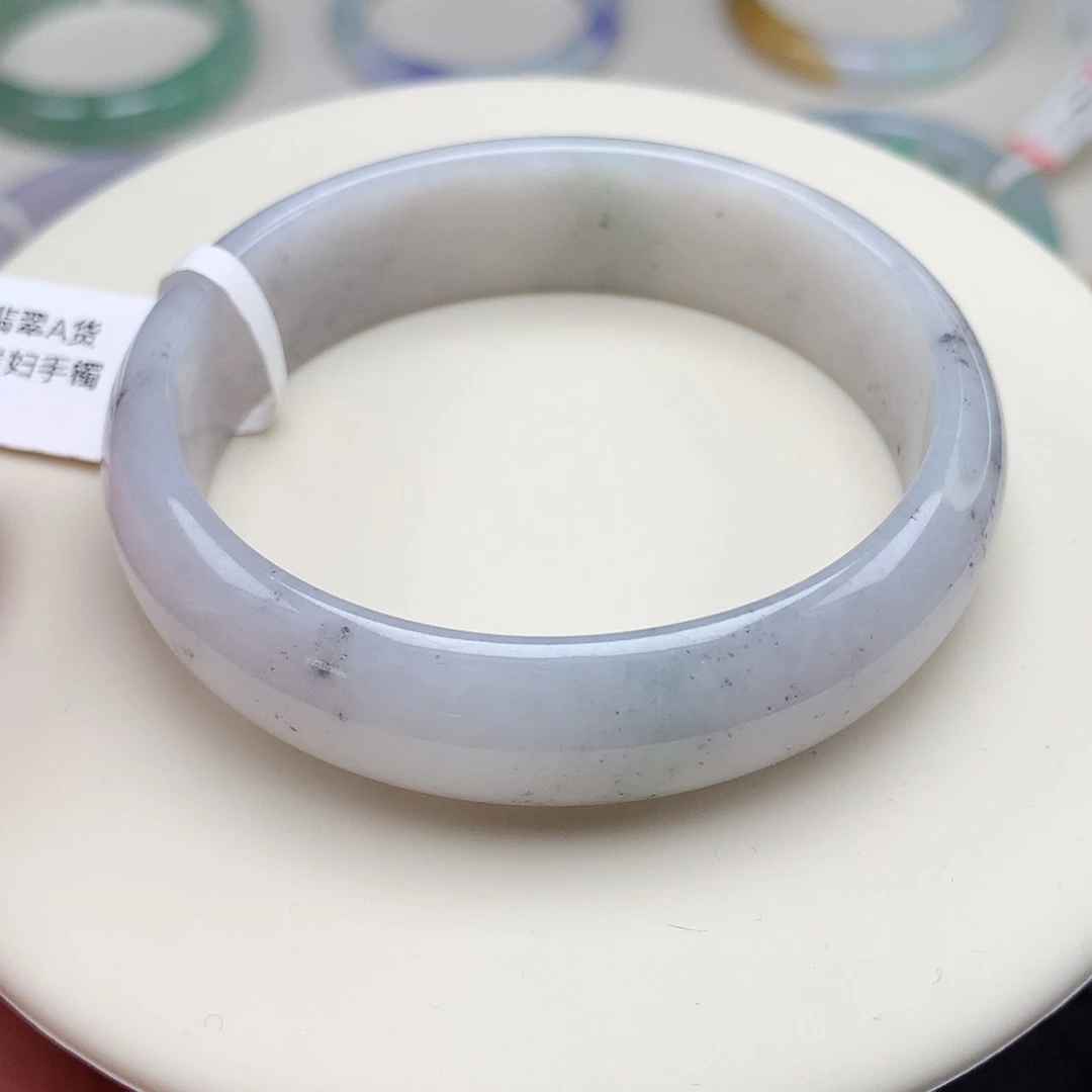 翡翠未镶嵌手镯54.4圈