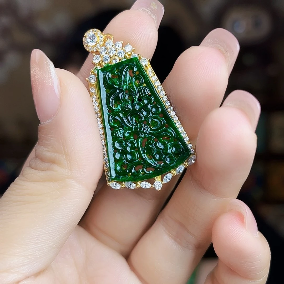 翡翠银S925镶嵌颈饰多样性