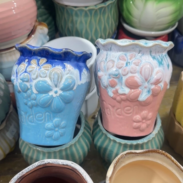 凑9块包邮，有孔，陶瓷花盆