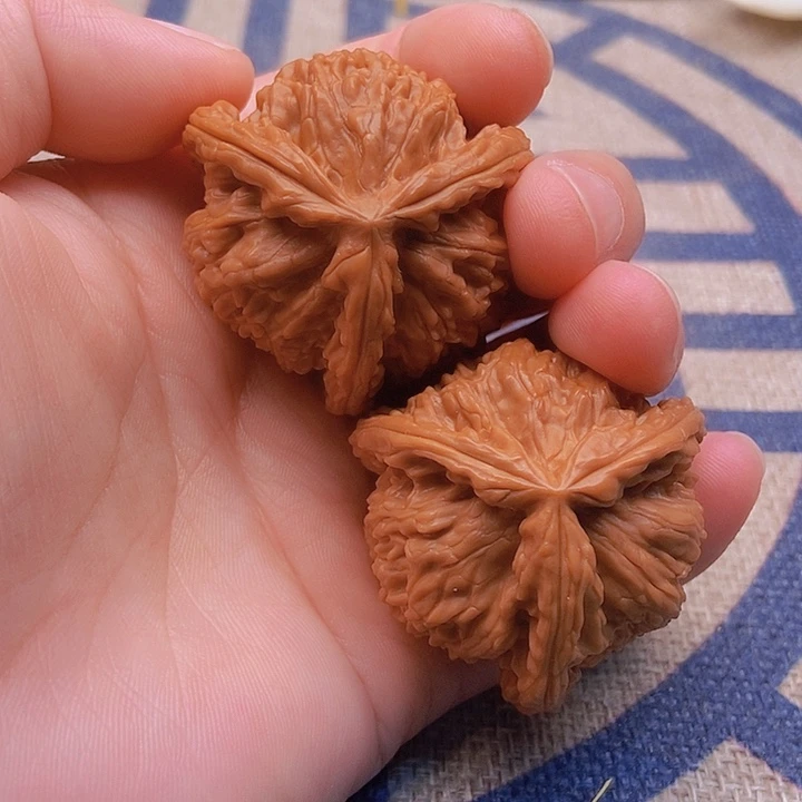 吊坠文玩核桃赛*驴三棱