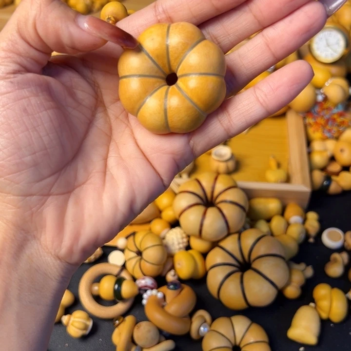 鑫*叶互贴伏针膜下缘