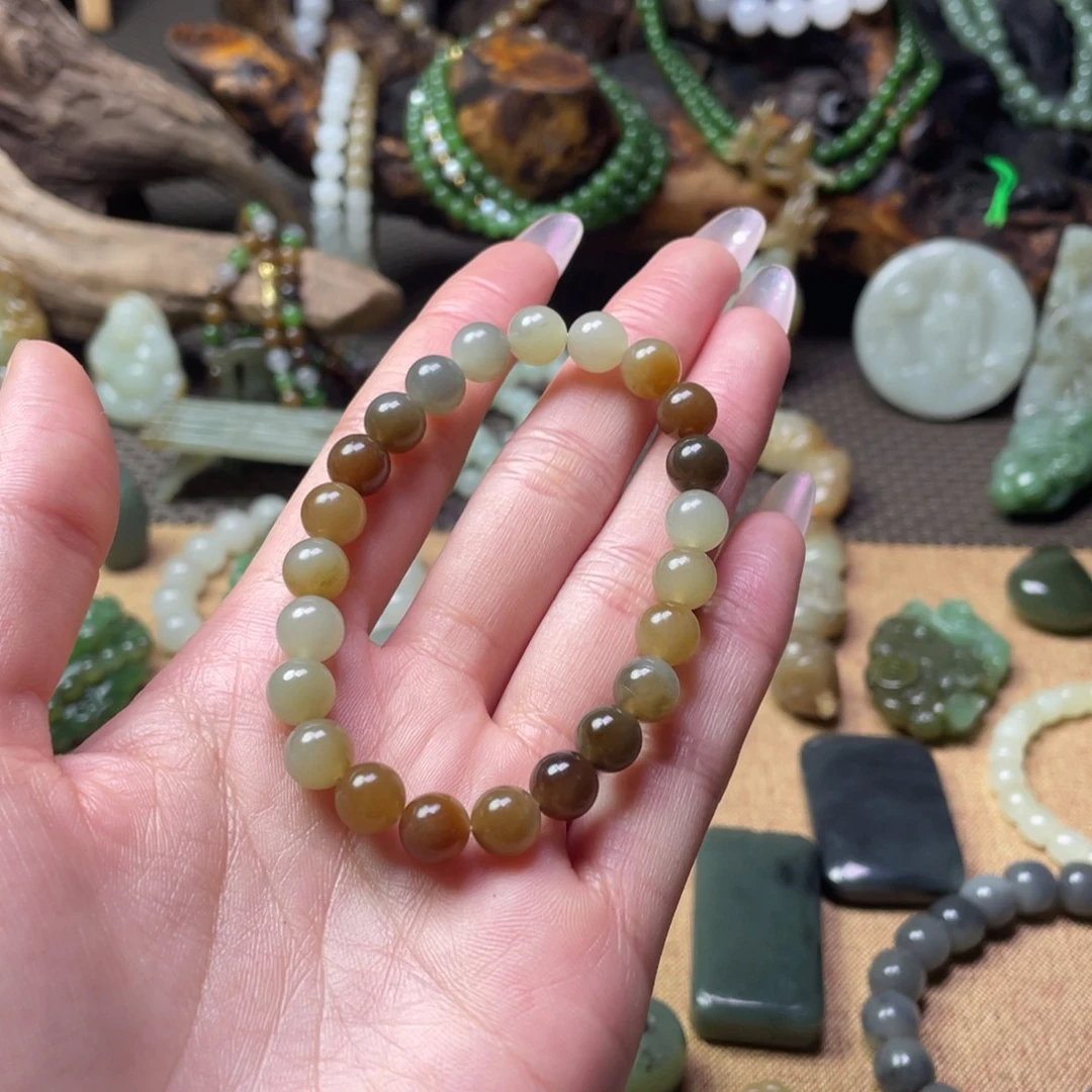 和田玉未镶嵌颈饰多宝卡8