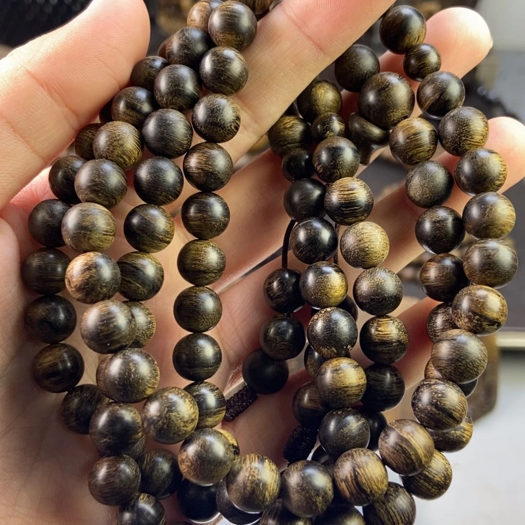 沉香手串和**孙越南芽庄白瘤疤虎斑