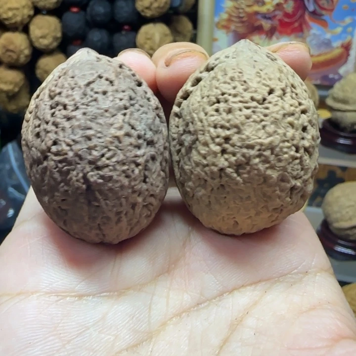 国***宝吊坠文玩核桃鸽子蛋福利