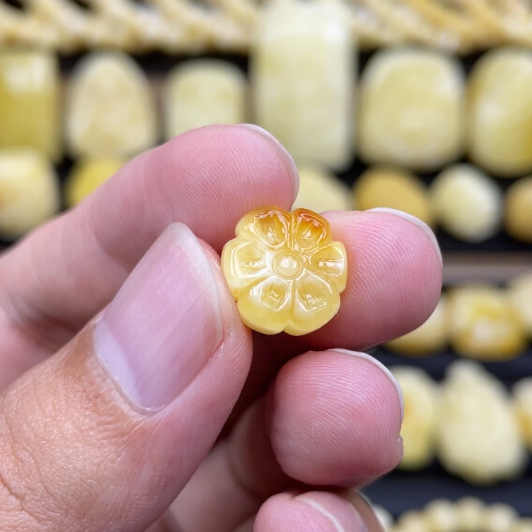 裸石琥珀未镶嵌琥珀蜜蜡