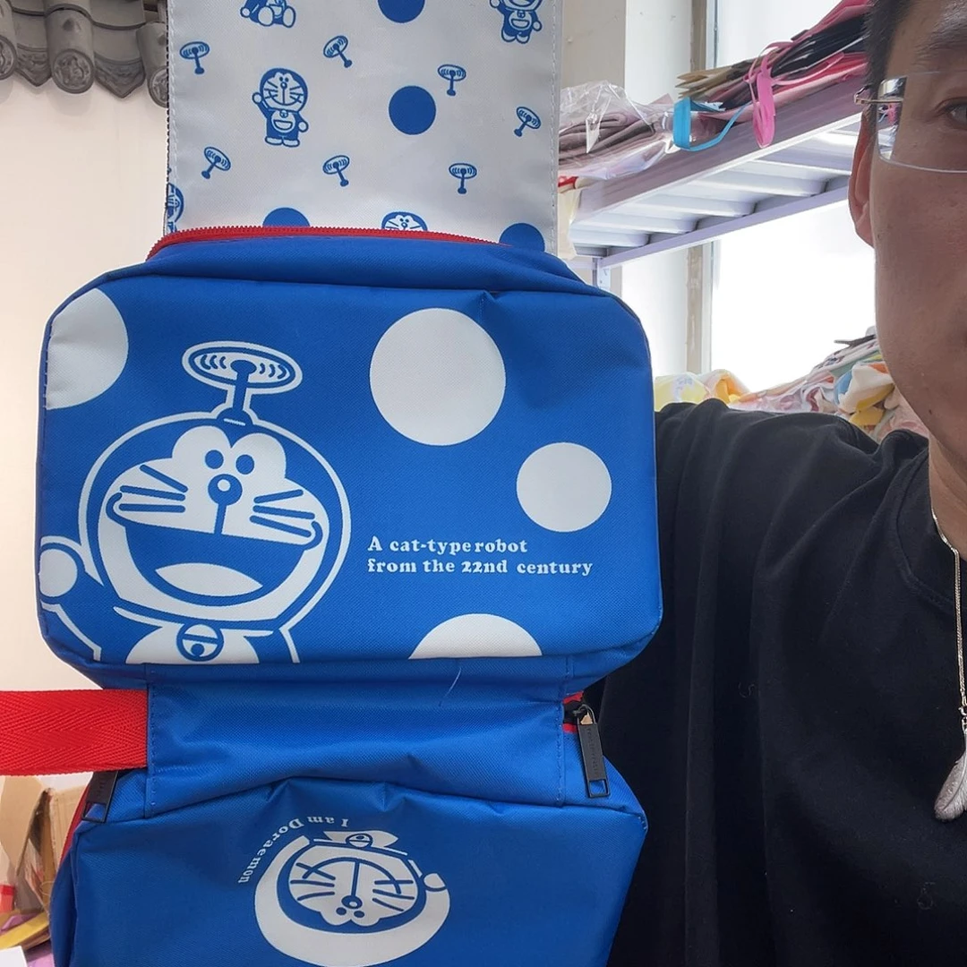 PU化妆包等各种产品和