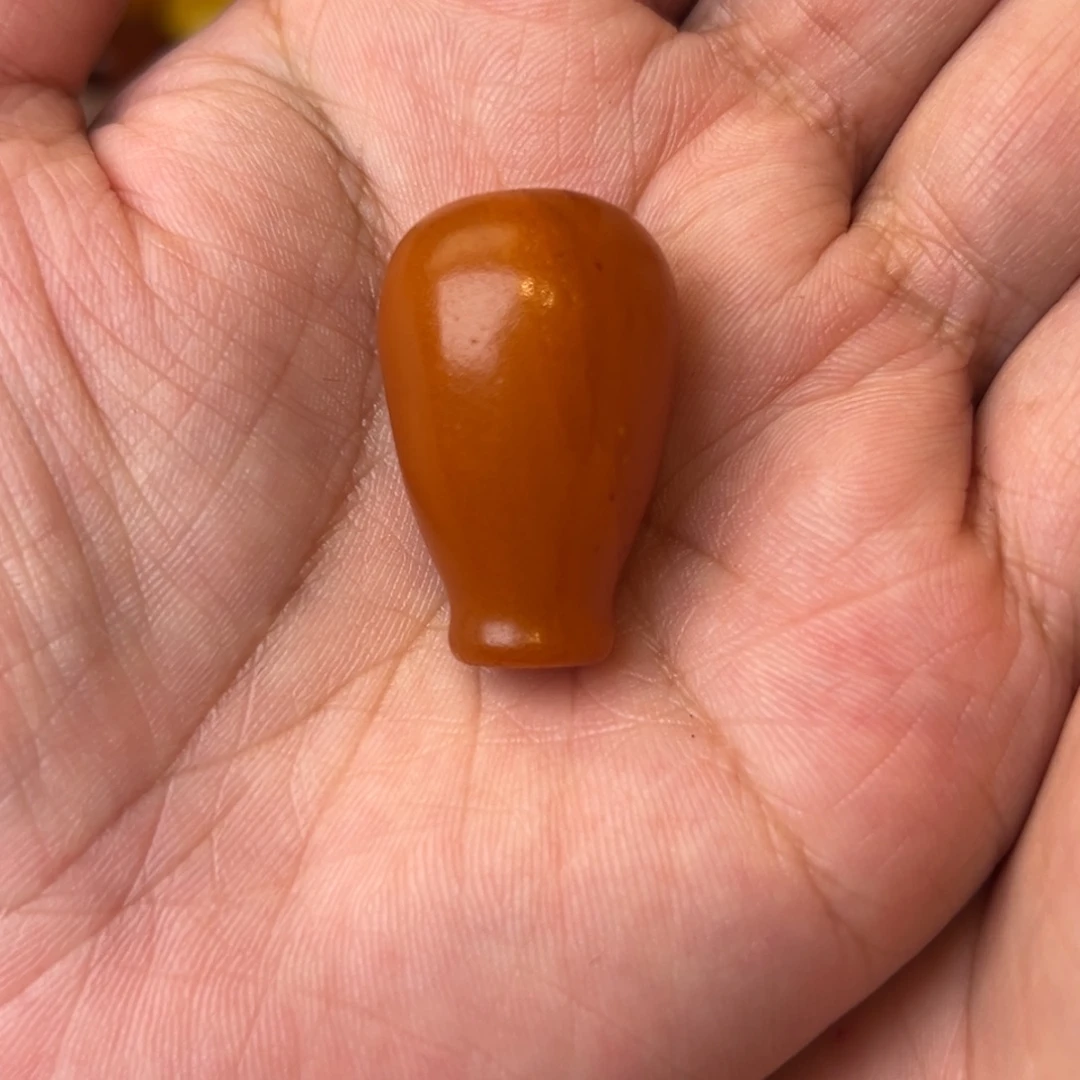 蜜蜡未镶嵌吊坠(不含链)