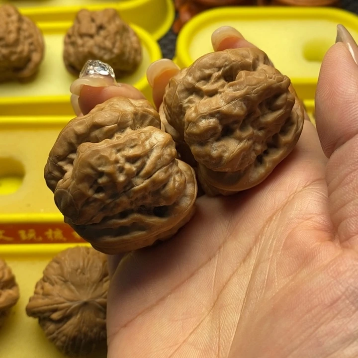 吊坠桃核蛤蟆头。。。。。。