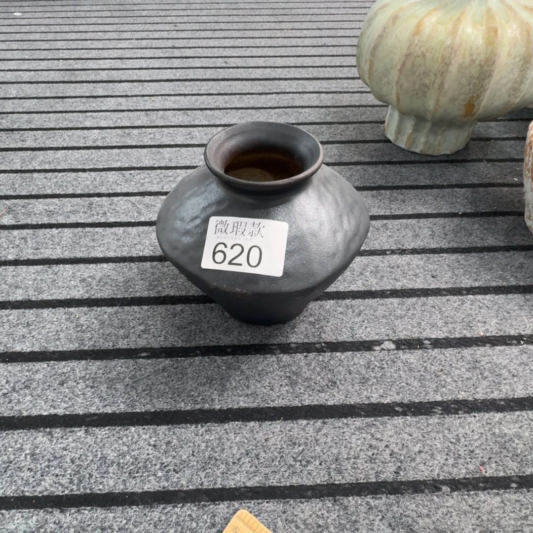 菠***蜜陶摆件花瓶默认无孔口6高17编码微瑕620