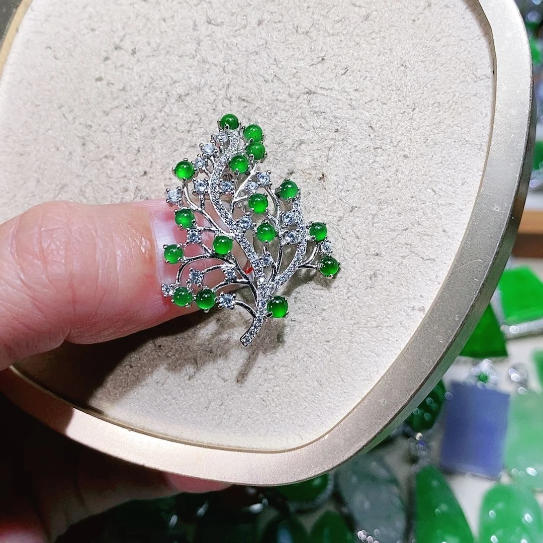 【闪购商品】翡翠挂件未镶嵌裸石