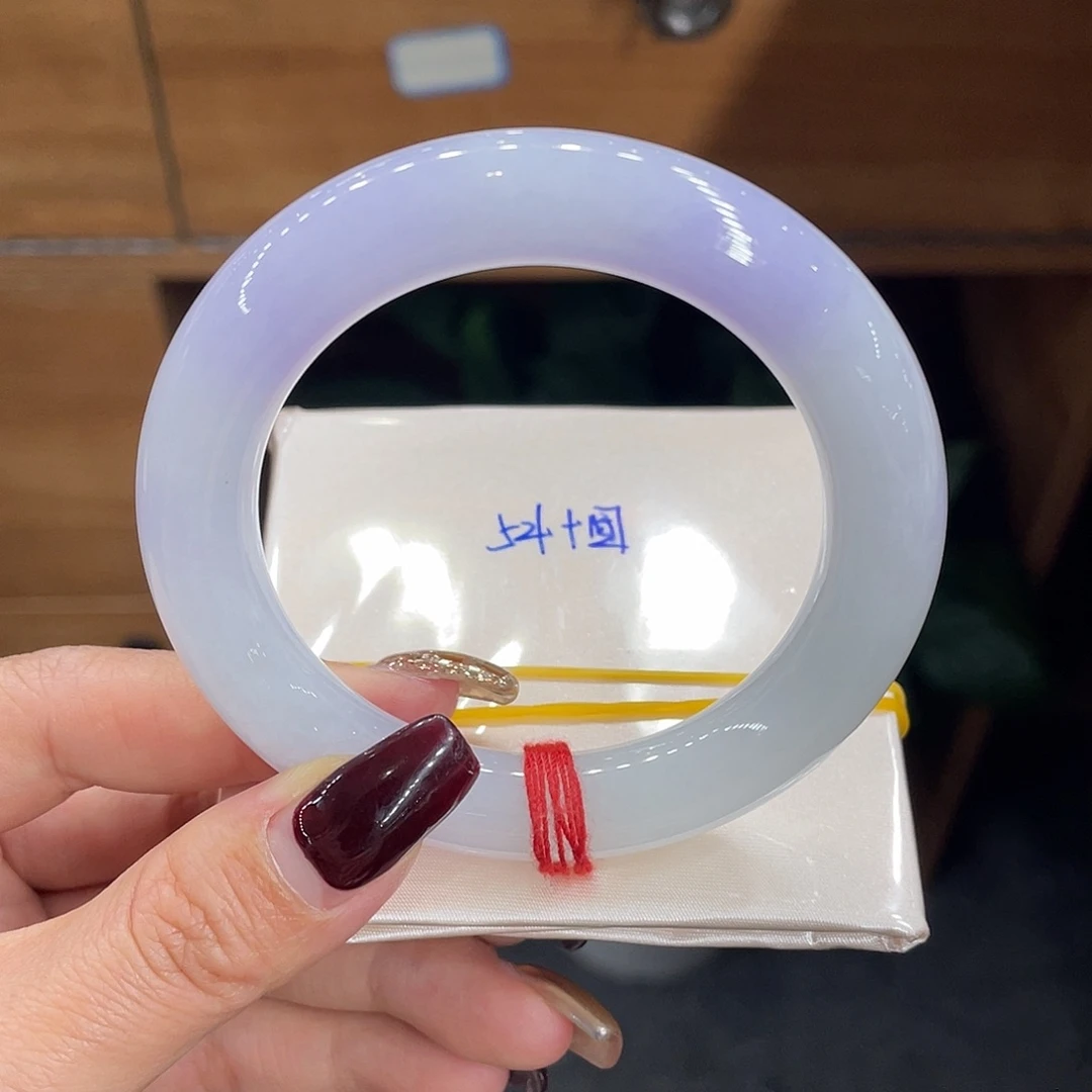 翡翠手镯未镶嵌缅甸翡翠