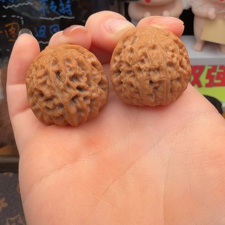 超***诗吊坠文玩核桃龙眼元宝