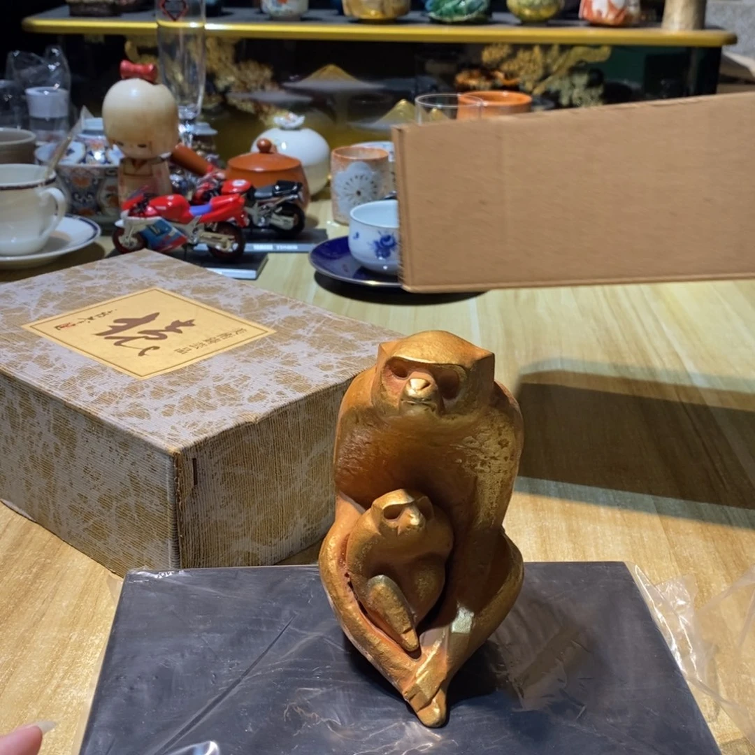 三***讲易雅集工艺品有限公司