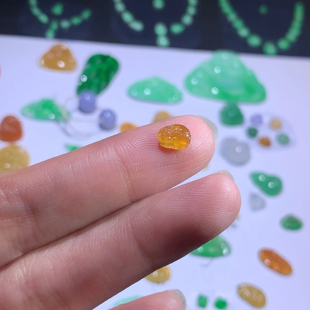 翡翠未镶嵌挂件貔貅6.3 5.3 2.8