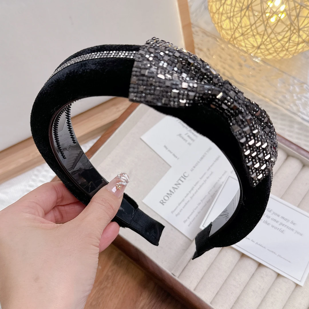 带齿高颅顶新款设计师款定制发箍百搭丝绒黑色蝴蝶结