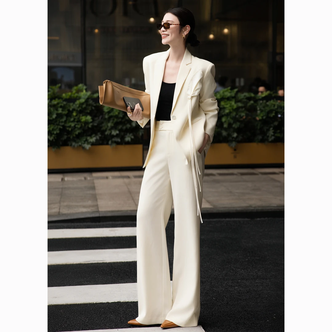 ZEROYK静奢风职业套装女设计感白色立体花朵西装阔腿裤通勤两件套