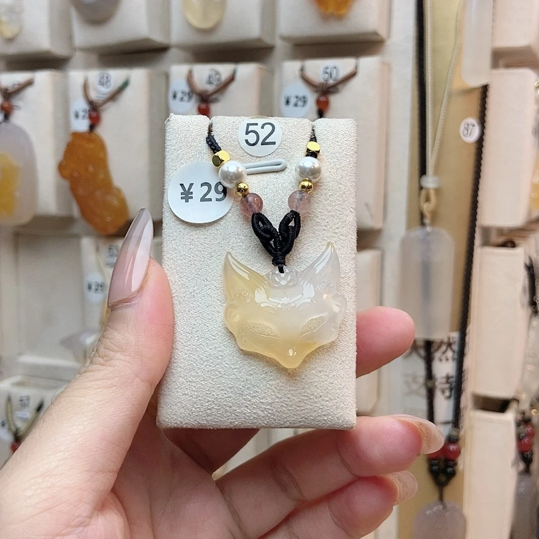 羡***羡玛瑙/玉髓未镶嵌颈饰