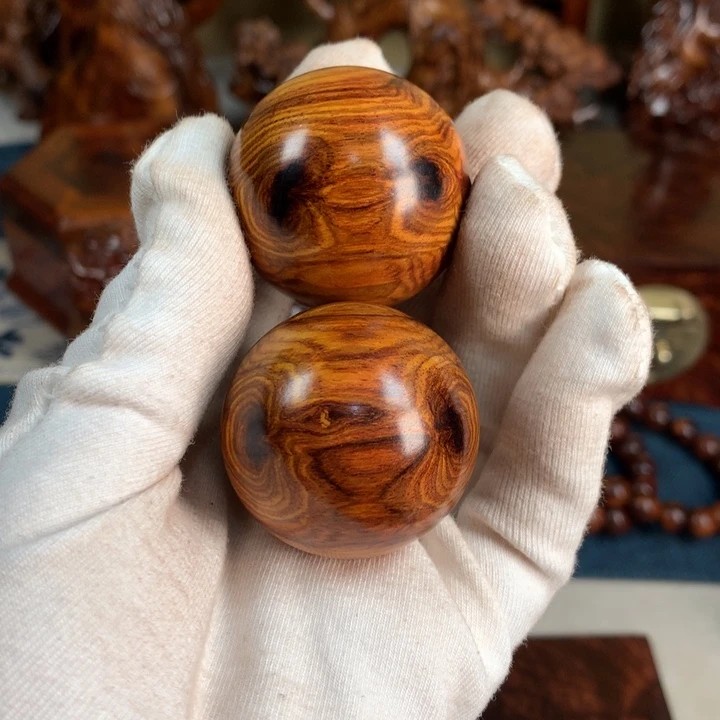 黄花梨/降香黄檀把件阿*里手把